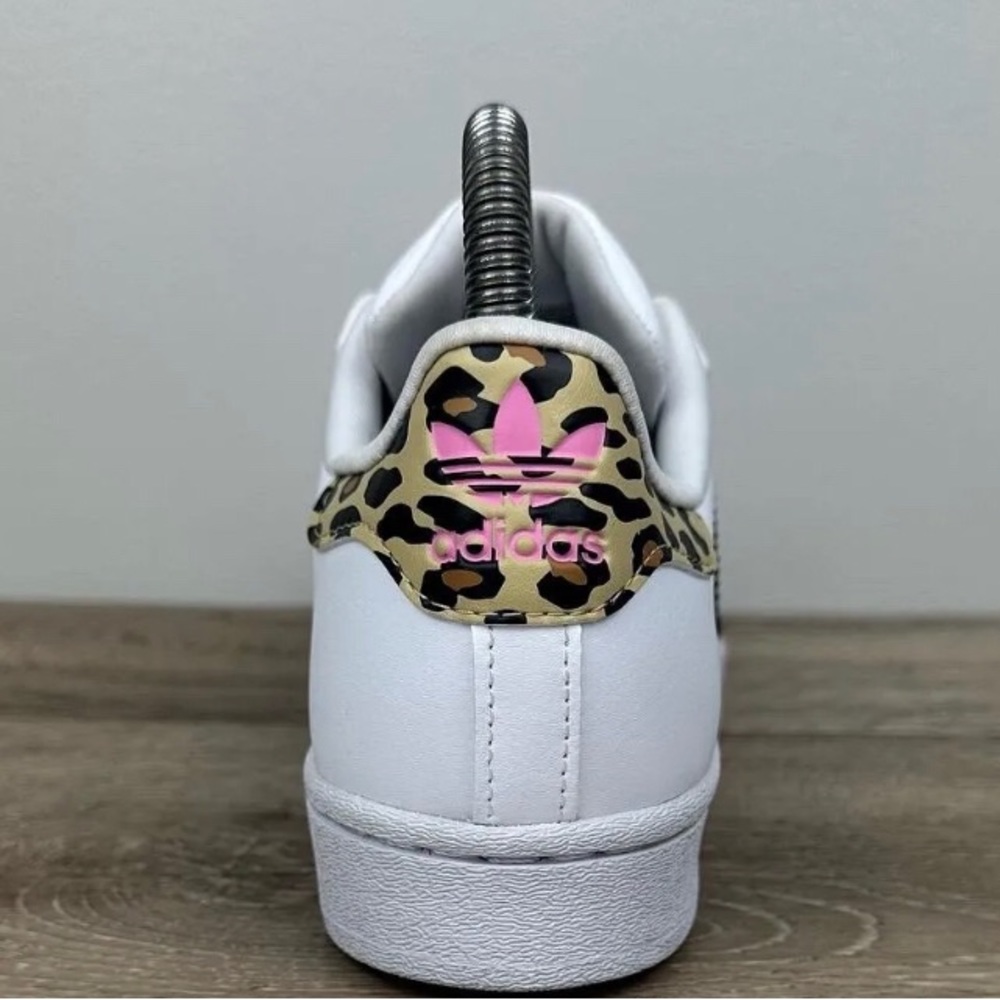 Superstar Adidas - Picture 2 of 4